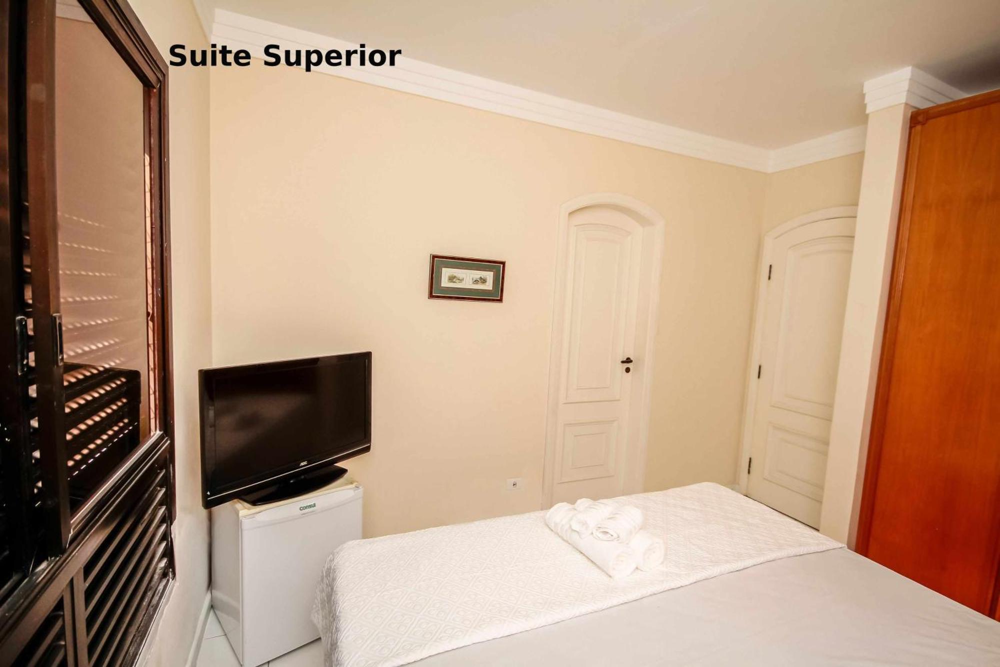 Suites Natalia Enseada Guarujá Buitenkant foto